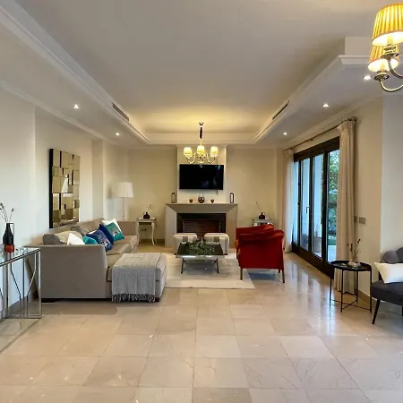 Andaluza Estepona