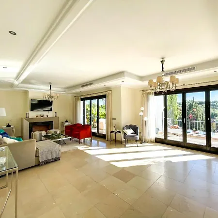 Andaluza Villa