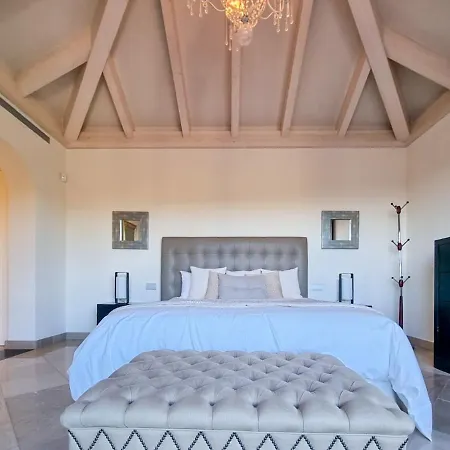 Andaluza Villa